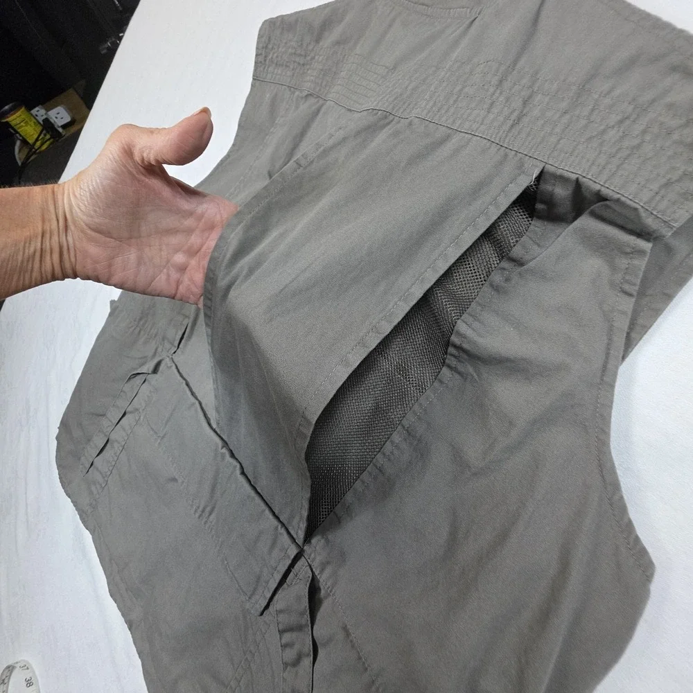 Walkabout Khaki Safari Outback Vest-18 Pocket Hunting/Travel‎ Vest Size XL